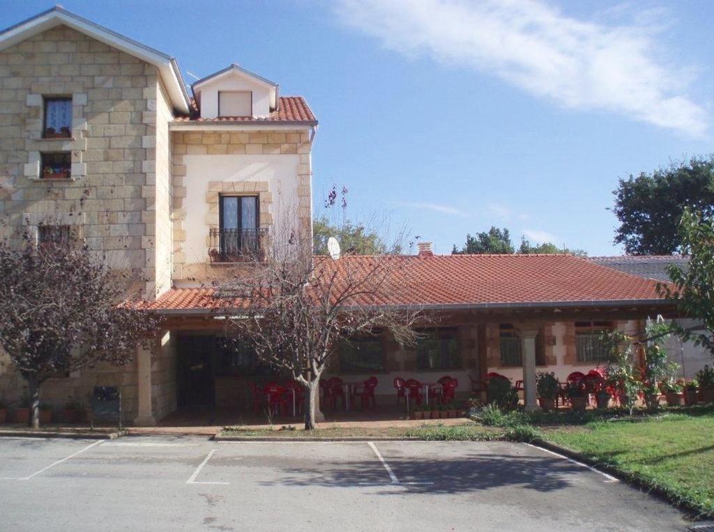 Posada Casa De Julia Parbayon Екстер'єр фото